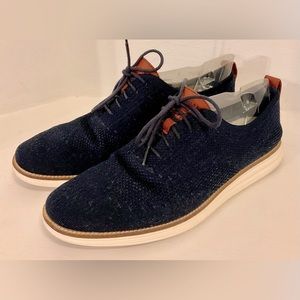 Cole Haan Men's Blue knit shoes. with leather overlays Size 11.5M.